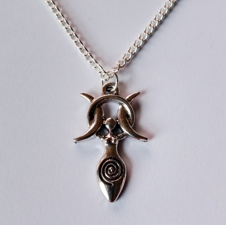 Moon Goddess Venus Necklace Wicca Pagan New Age