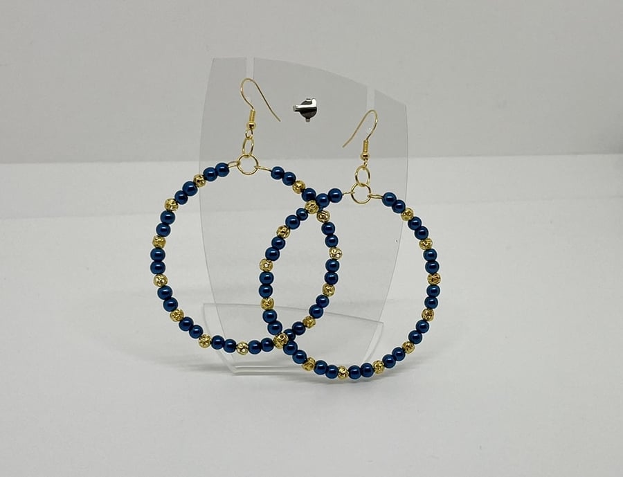 Hoop Earrings Handmade Faux Pearls Gold-tone Nuget Beads Dark Blue 5.5cm Wide