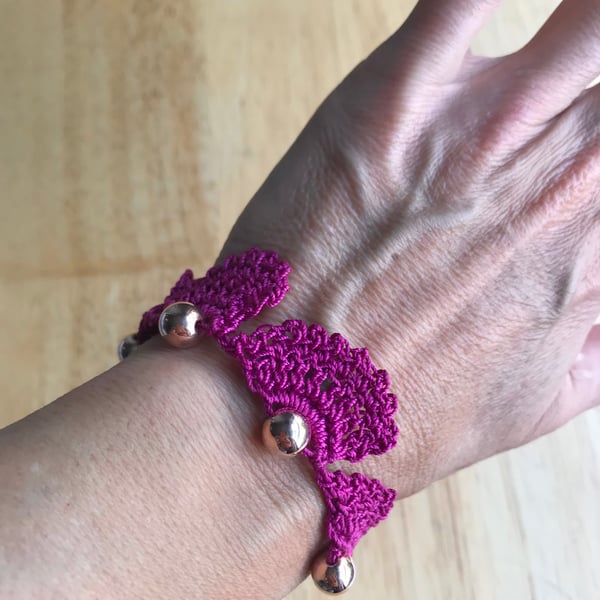 "Abanico" bracelet. Handmade. Crochet
