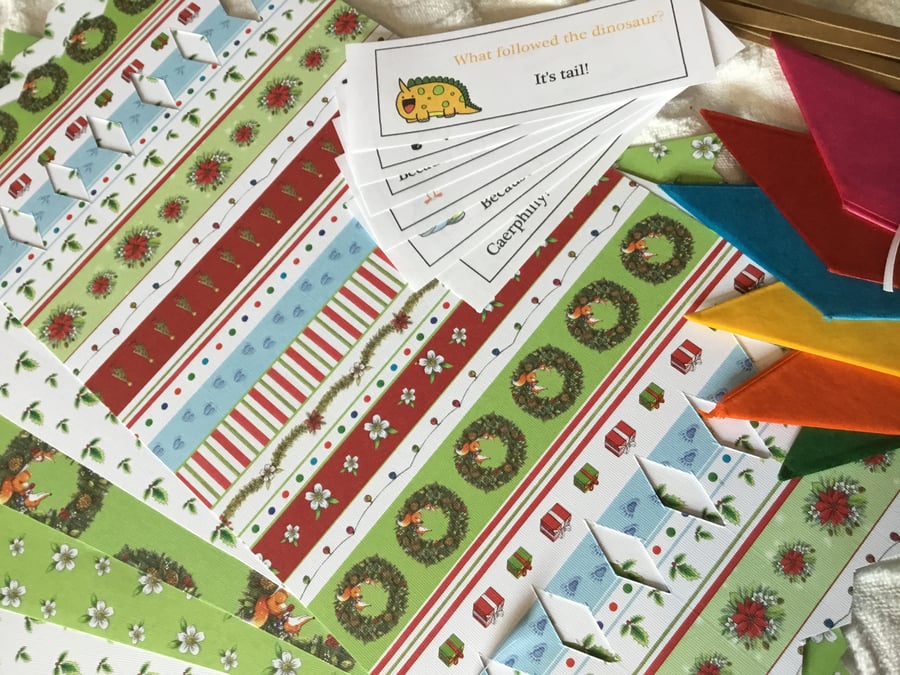 Make your own Christmas cracker kit
