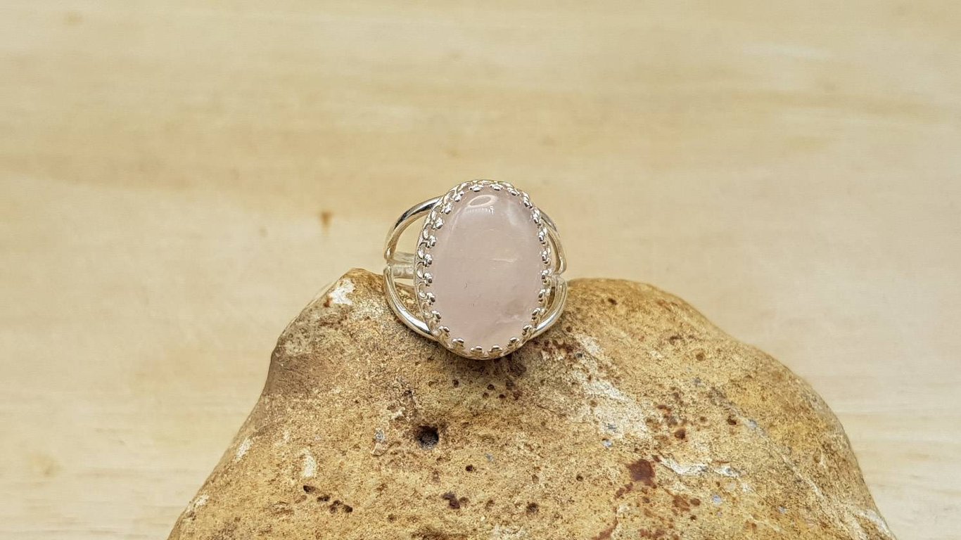 Rose Quartz adjustable ring. 925 sterling silver crown edge. January Birthstone.