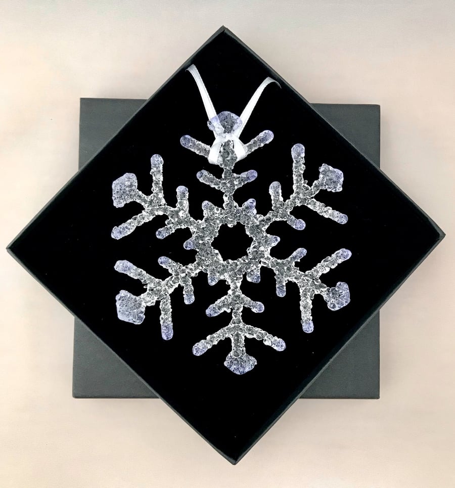 Lilac Tipped Ice Glass Snowflake 