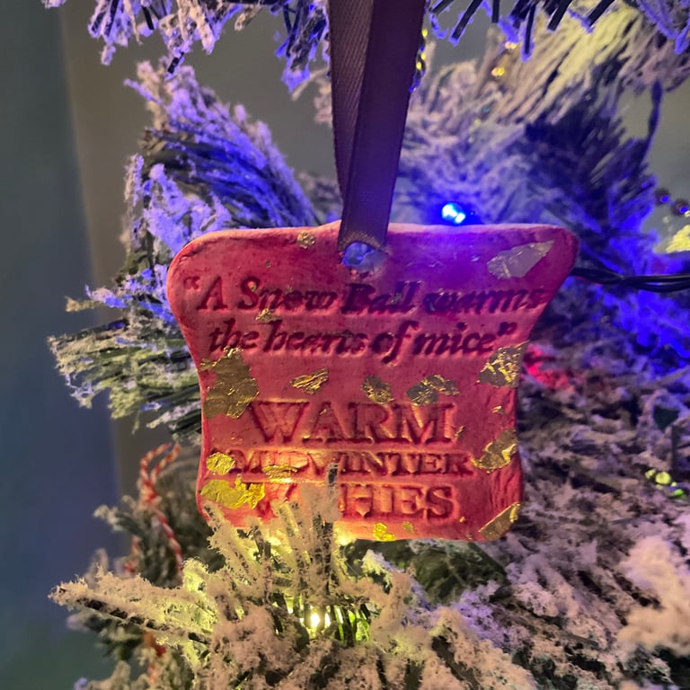 Midwinter wishes Gold foiled dark pink, Christmas ornament