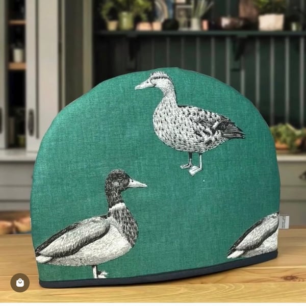 Country Living DUCKS design Tea Cosy fully lined, made in UK. 