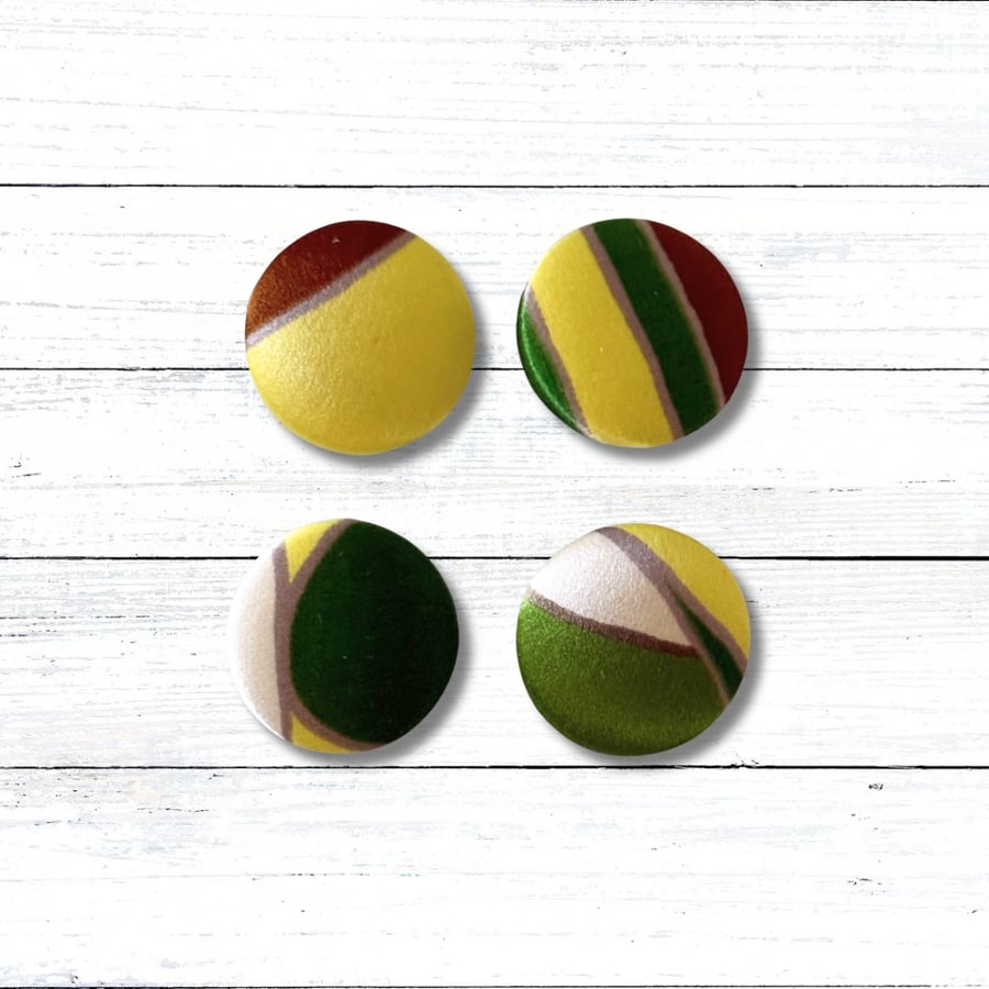 Handmade Fabric Covered Buttons, Set of 4, Art Deco style, 28mm