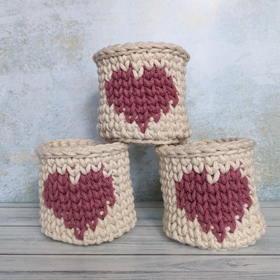 Heart design container, home decor, desk tidy, makeup storage, plant pot cover