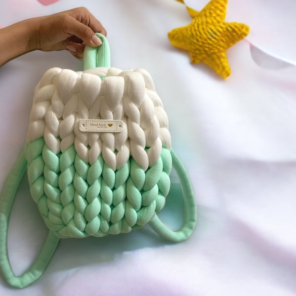 Crocheted Kids’ Backpack
