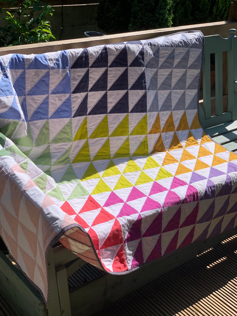 Rainbow, triangle quilt