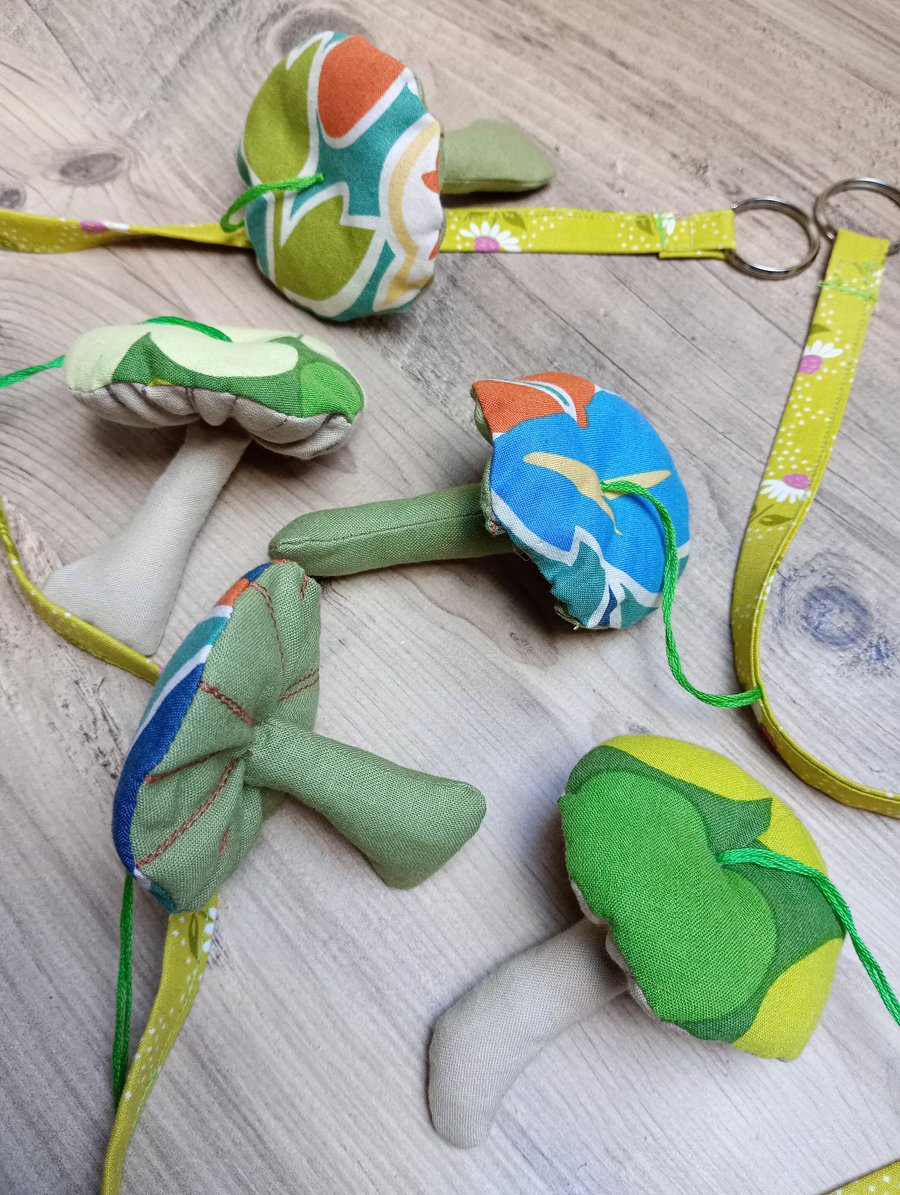 Autumnal Toadstool bunting, with 5 three dimensional fabric toadstools