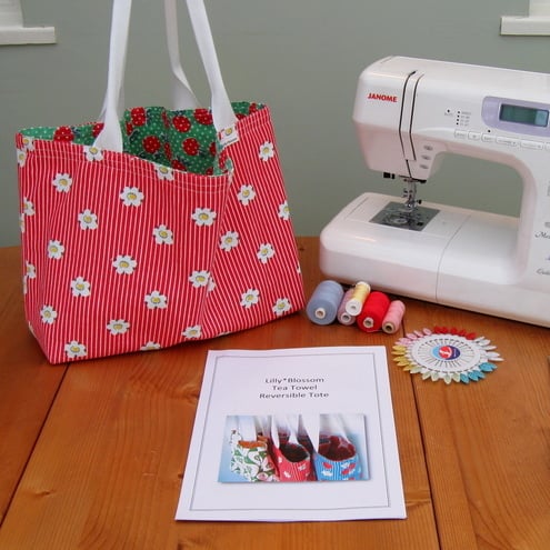 PDF Reversible Tea Towel Tote Sewing Pattern by LillyBlossom
