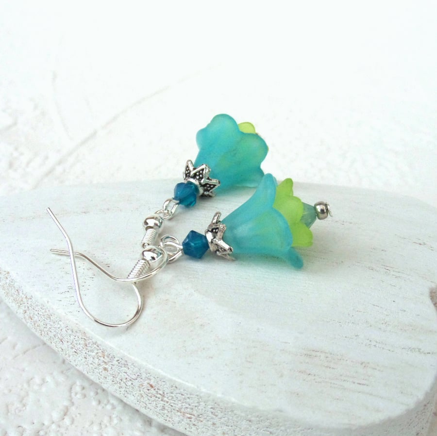 Flower earrings, blue & green earrings, summer earrings