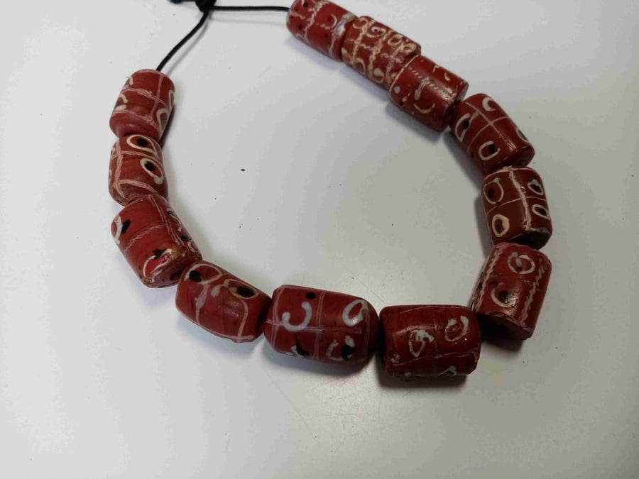 12 antique Venetian African trade beads