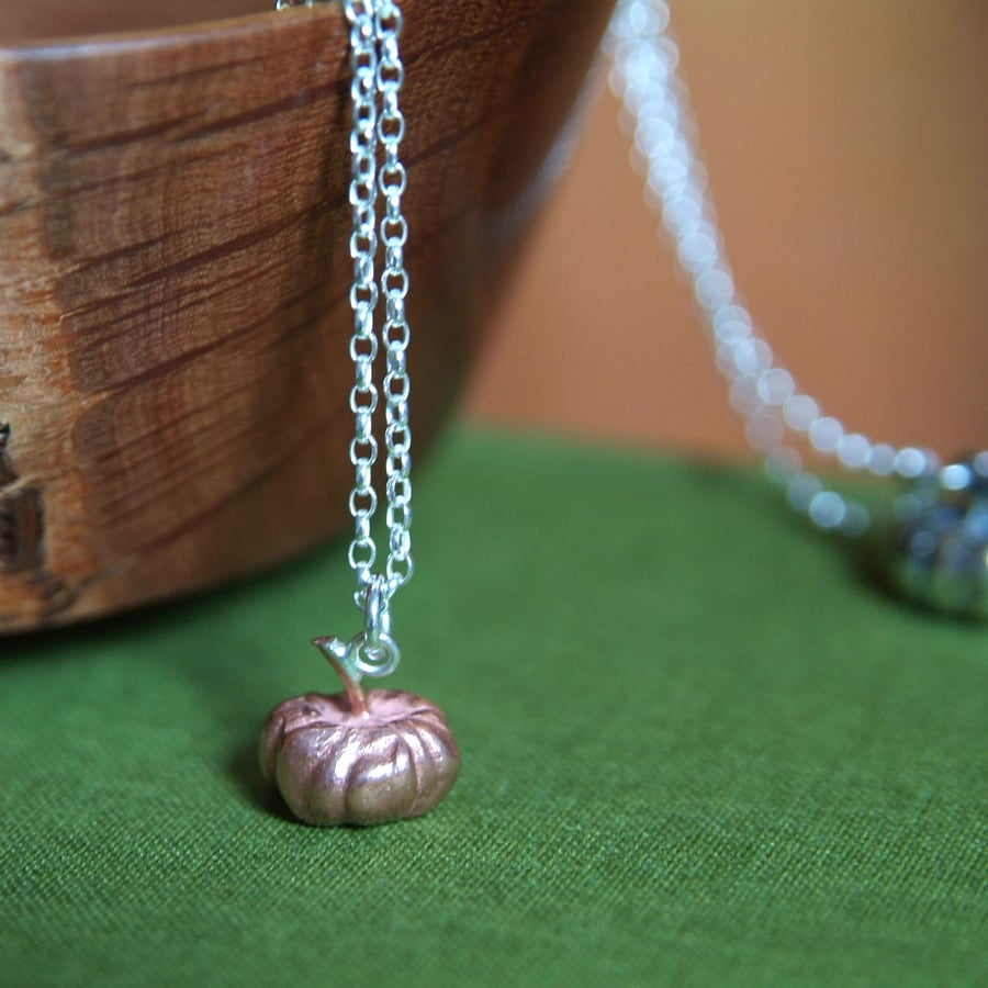 Pumpkin Necklace - Copper Pumpkin Pendant - Autumn Halloween Jewellery