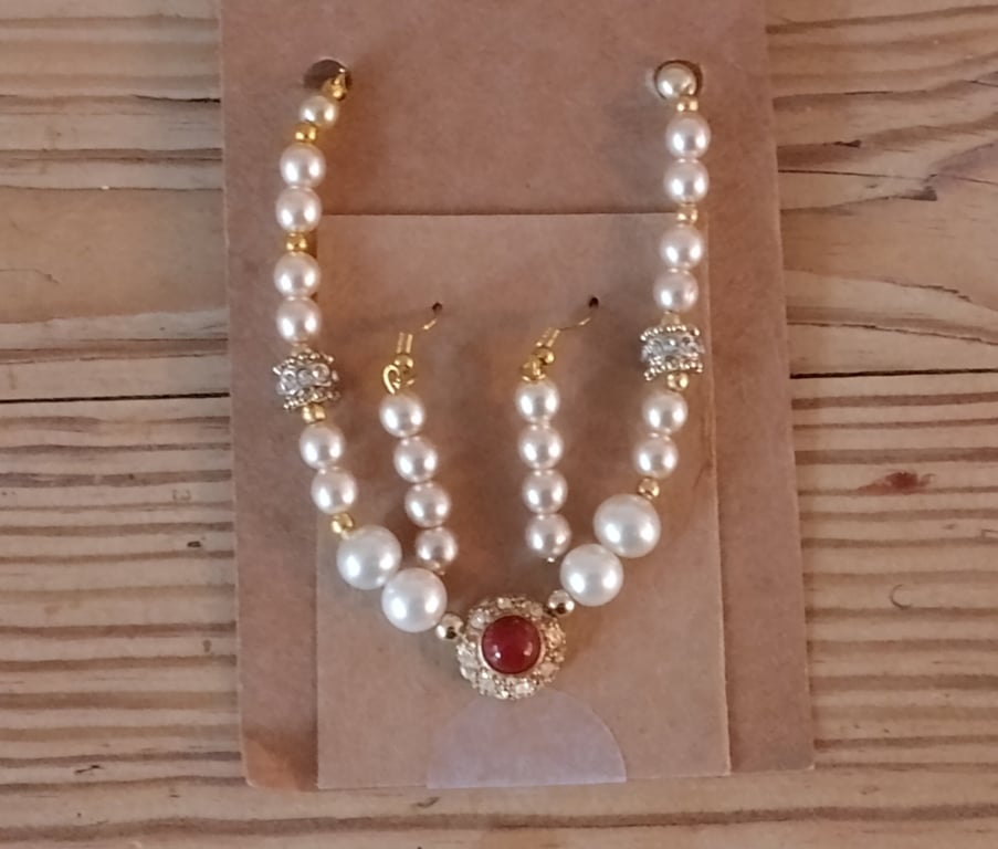 Handmade beaded bracelet