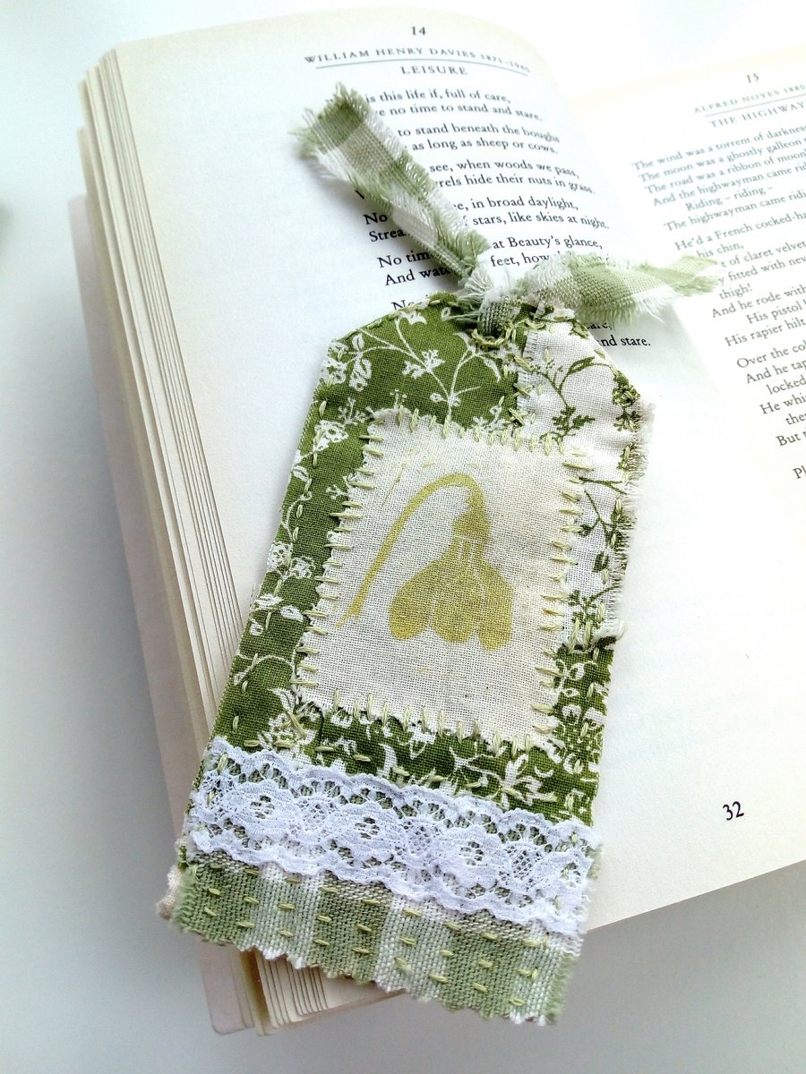 Fabric Gift Tag Bookmark with Printed Snowdrop
