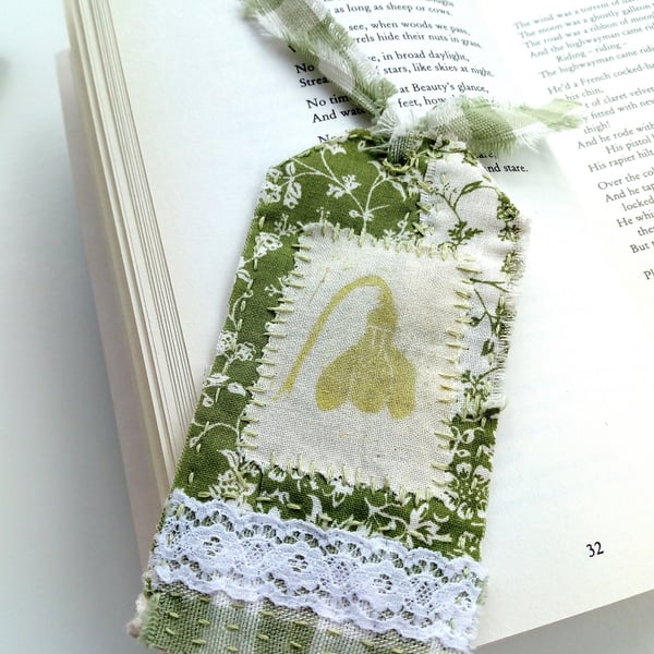 Fabric Gift Tag Bookmark with Printed Snowdrop