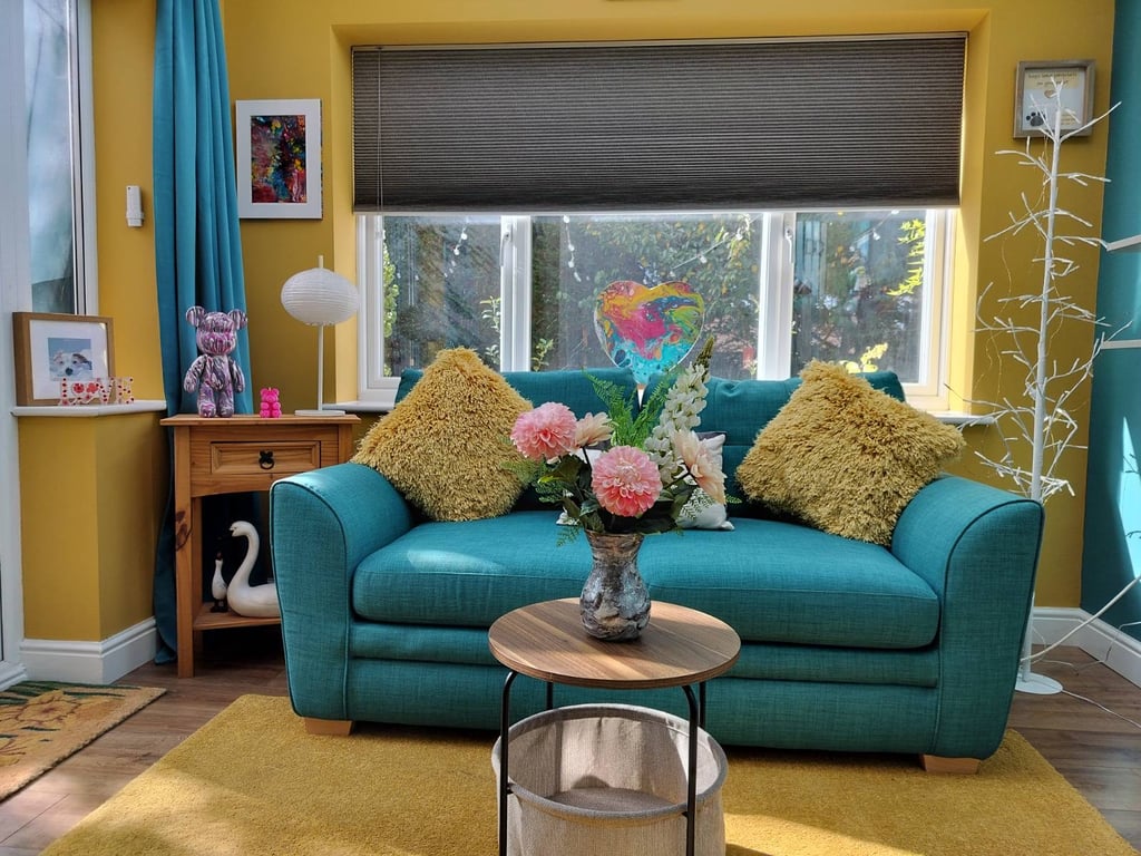 Glass Vase With White,Black & Silver Resin Art