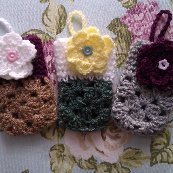 Beautiful Handmade Flower Mobile Phone Cases 