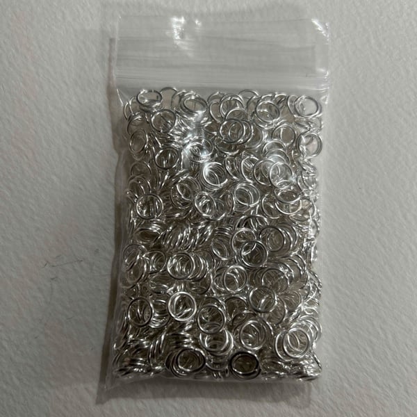 Assorted silver jump rings for jewellery making (f12)