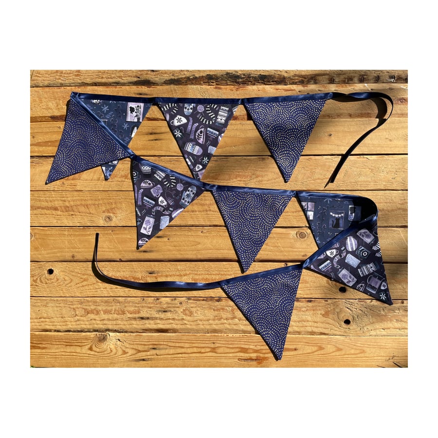 Blue Christmas Bunting - large - reversible 