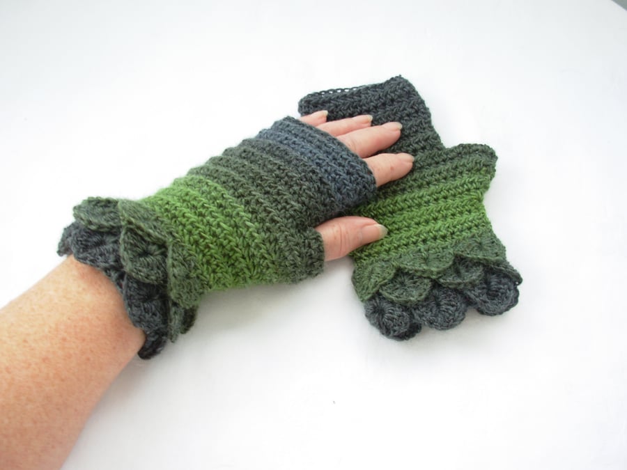 Hand Crochet Fingerless Mitts  Adults Cocodile stitch cuffs Green