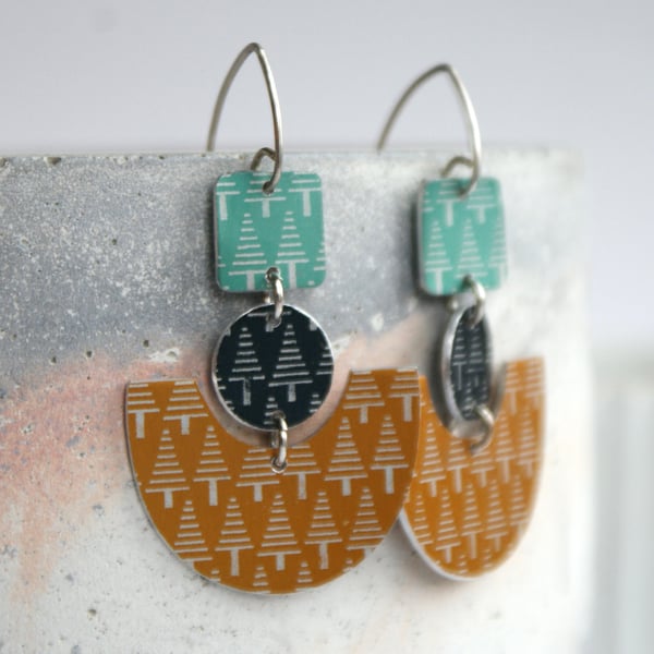 Colour pop shapes earrings - mustard and jade