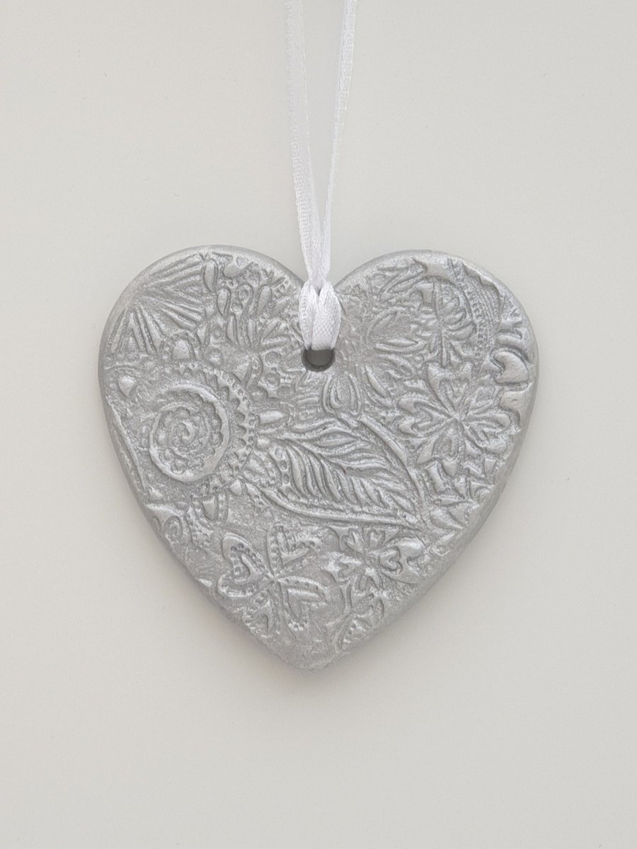 Clay heart hanging decoration, silver