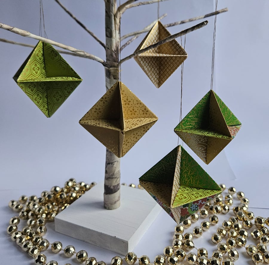 Origami Christmas Decorations - Green and Gold