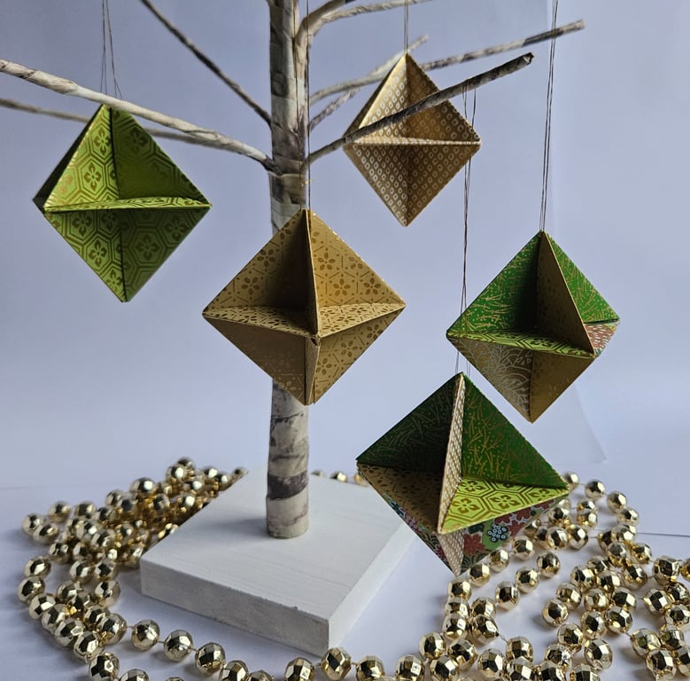 Origami Christmas Decorations - Green and Gold