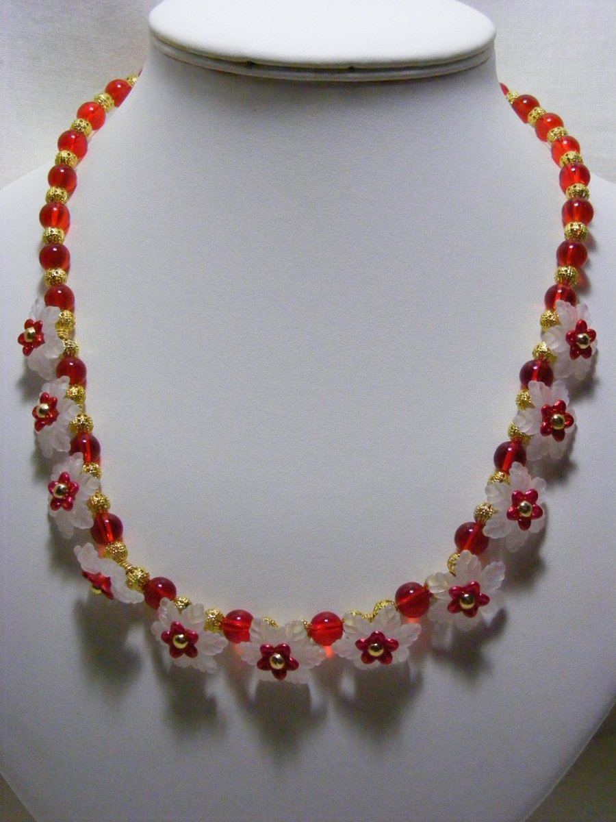 Red and White Flower Necklace