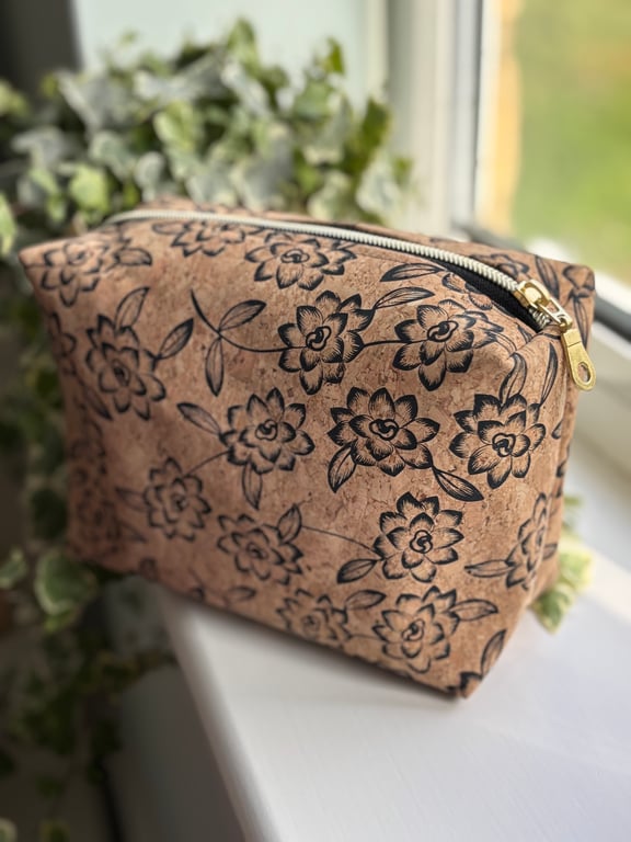 Handmade Travel Bag - Rose Pattern with Plum Lining