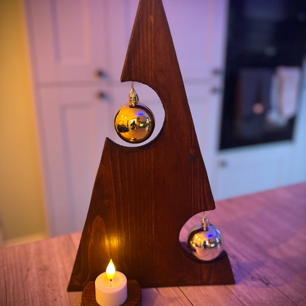 2 Bauble Christmas Tree