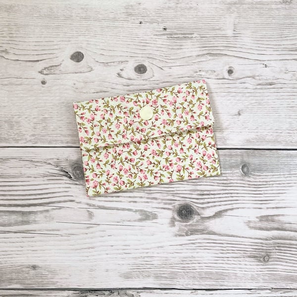 Card holder pouch. Loyalty, credit, debit cards purse. Ditsy cream and pink.