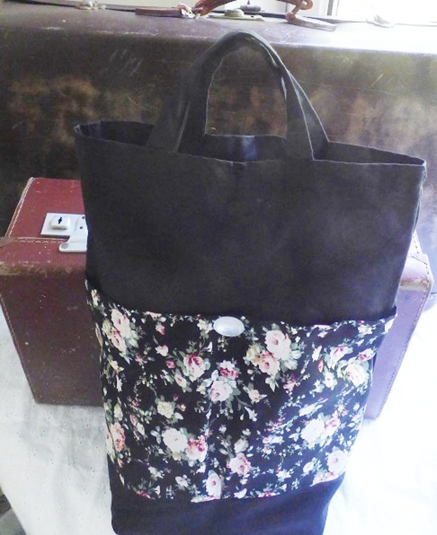  Black floral tote bag