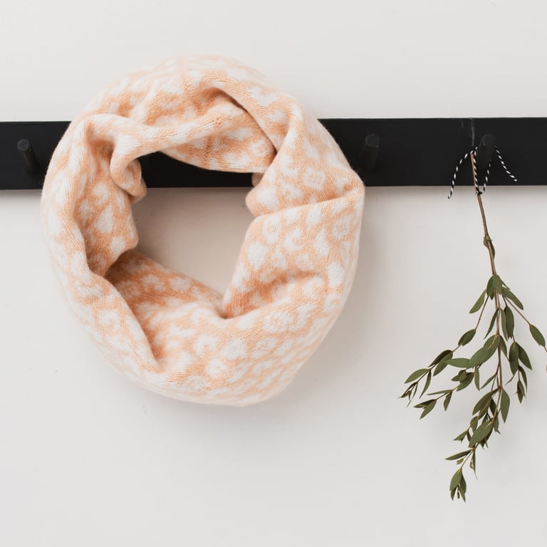 Summer Seconds Leopard snood cowl - nectarine and white