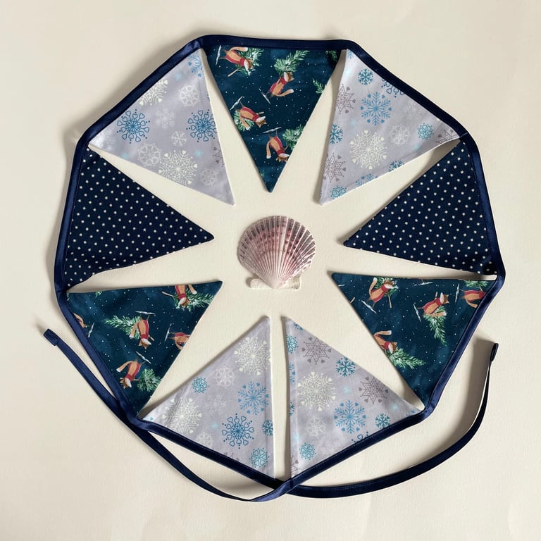 Cute foxes Christmas bunting  - reversible 