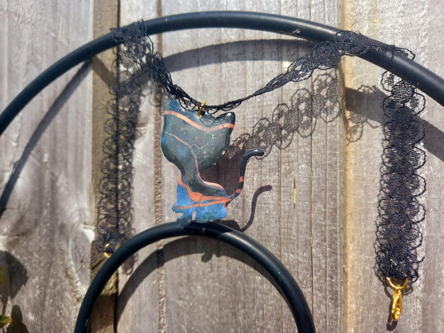 The Marbled Black and Bronze Cat Choker