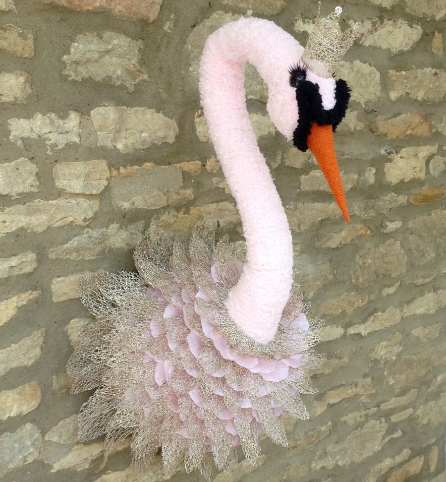 Handmade faux taxidermy baby pink Swan princess wall mounted animal decoration