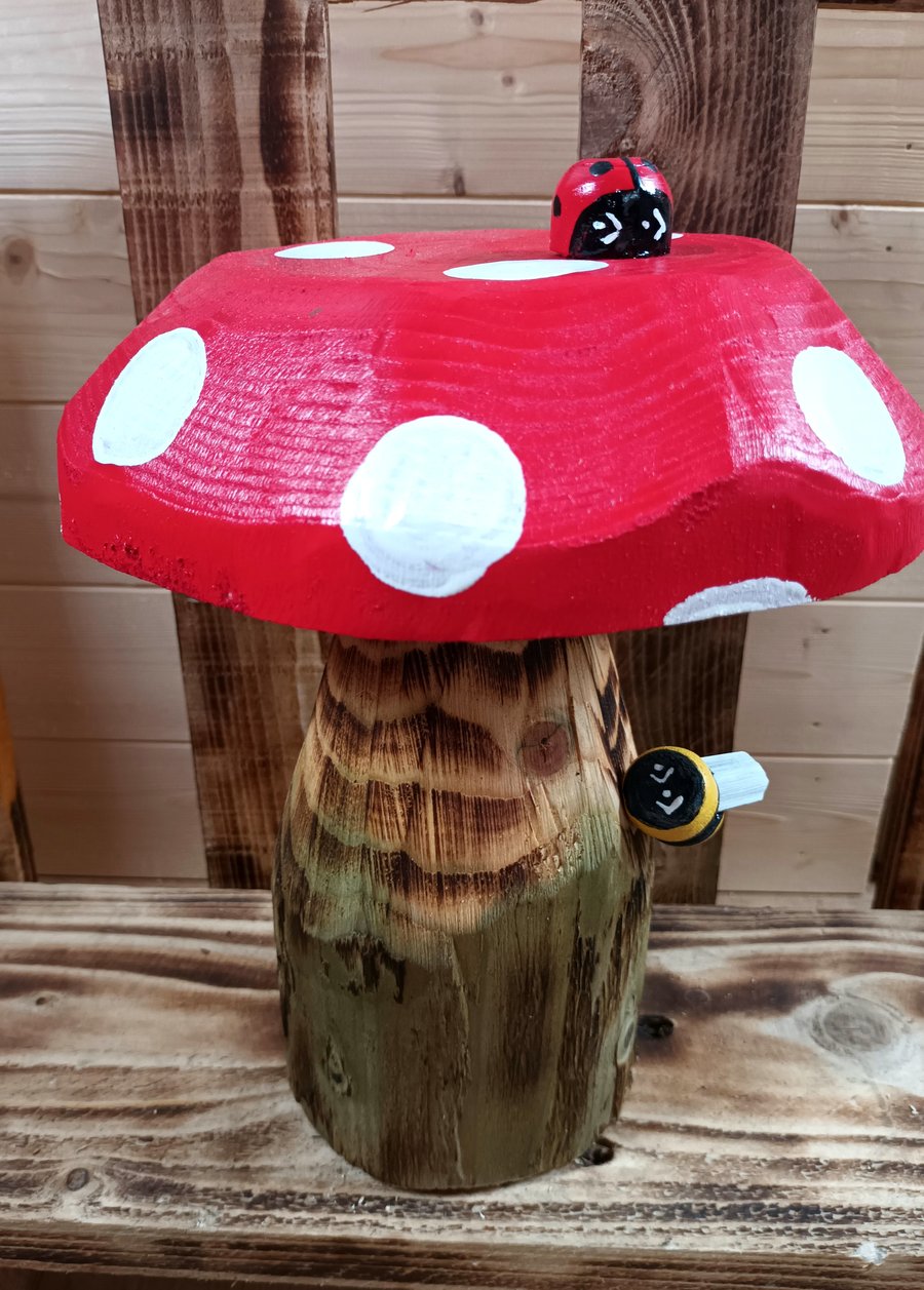 Red Spotty Toadstool (A2)