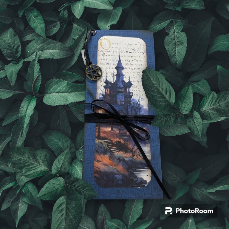 Curiosities - Haunted Halloween Pocket Folder by Carolee Crafts PB2 0027