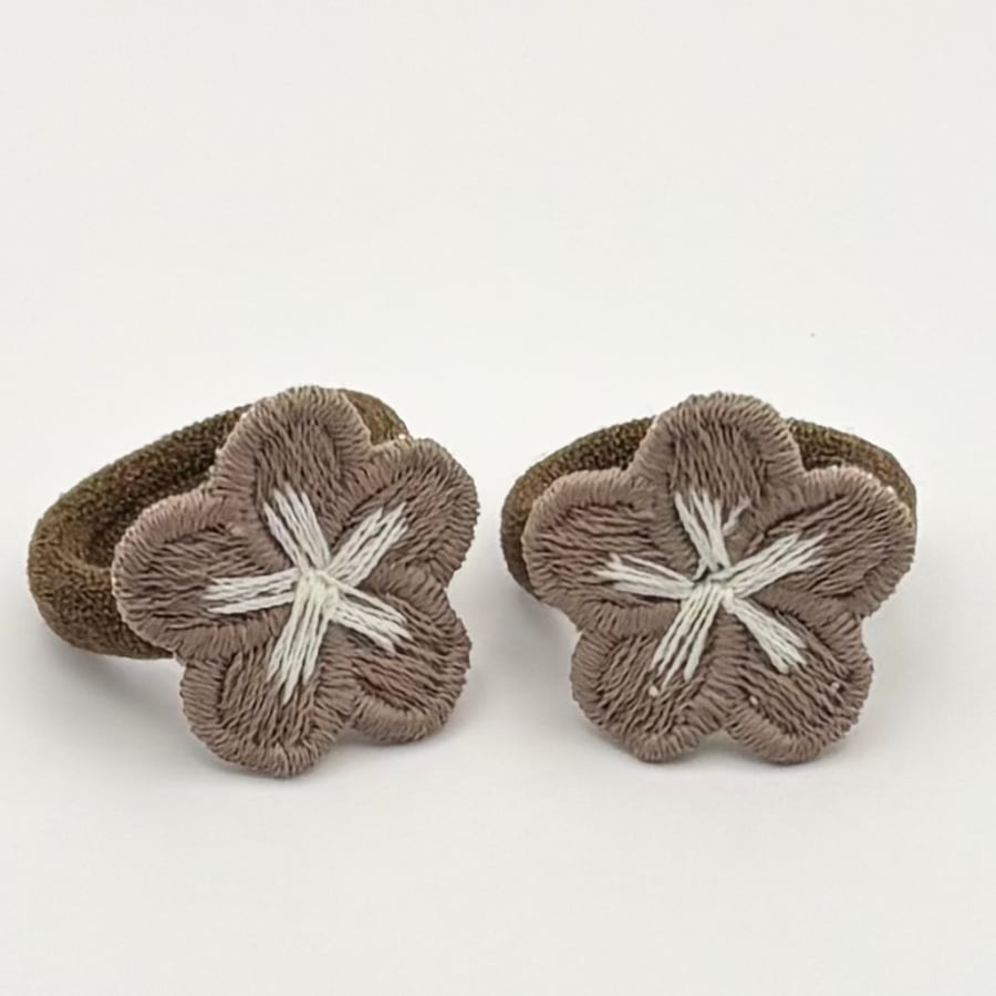 Brown flower Hair Bobbles 