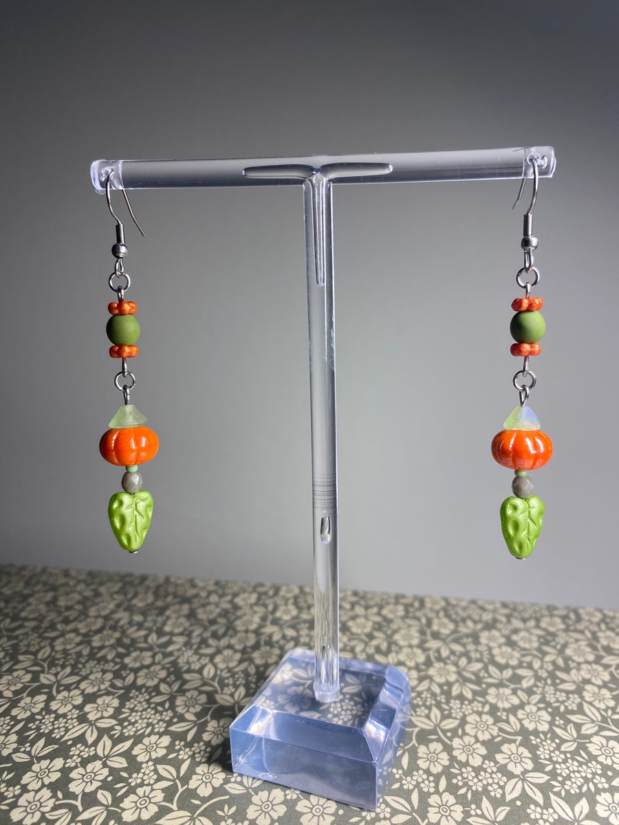 Parker - Pumpkin & Leaf Earrings 