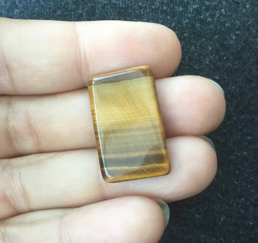 Golden Tiger’s Eye Gemstone Cabochon for Jewellery Crafter or Designer.