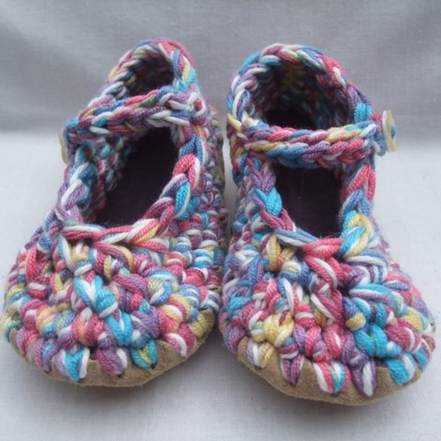 Crochet mary jane shoes baby bootees 12-18 months