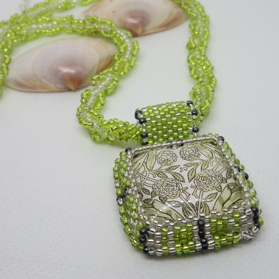 Jennifer beaded pendant