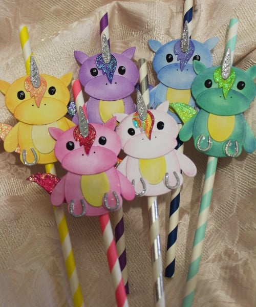 Coloured Striped Straws With Unicorn  Tags x 8