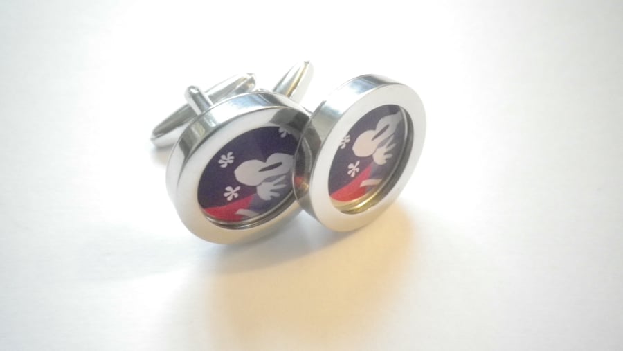 Picasso cufflinks, free shipping, gift wrapped, iconic image, Ref 1234.