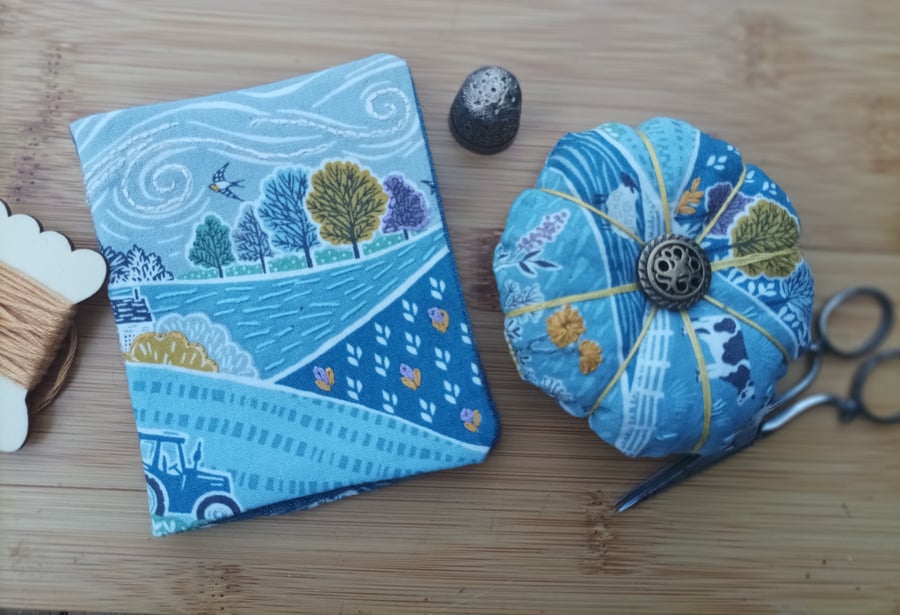 Needlecase and pin cushion embroidered 