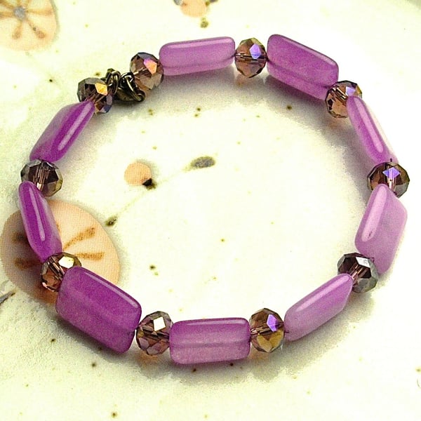 Purple Jade Gemstone and Crystal Bead Bracelet - UK Free Post