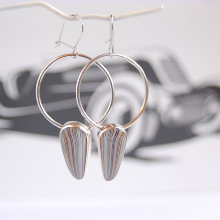 Statement fordite hoop earrings